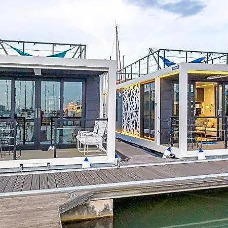The Homeboat Company Parque Nacoes-lisboa ホテル