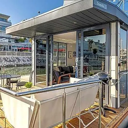 ホテル The Homeboat Company Parque Nacoes-lisboa
