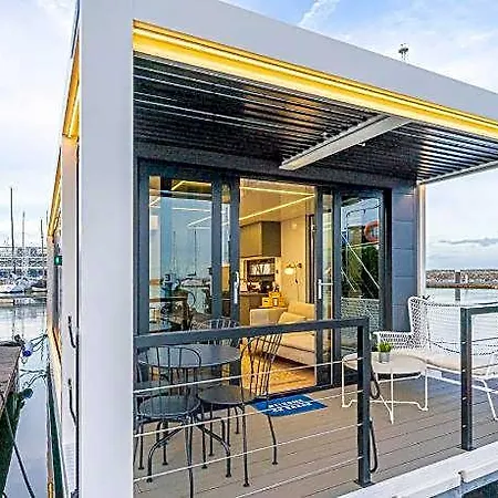 ホテル The Homeboat Company Parque Nacoes-lisboa